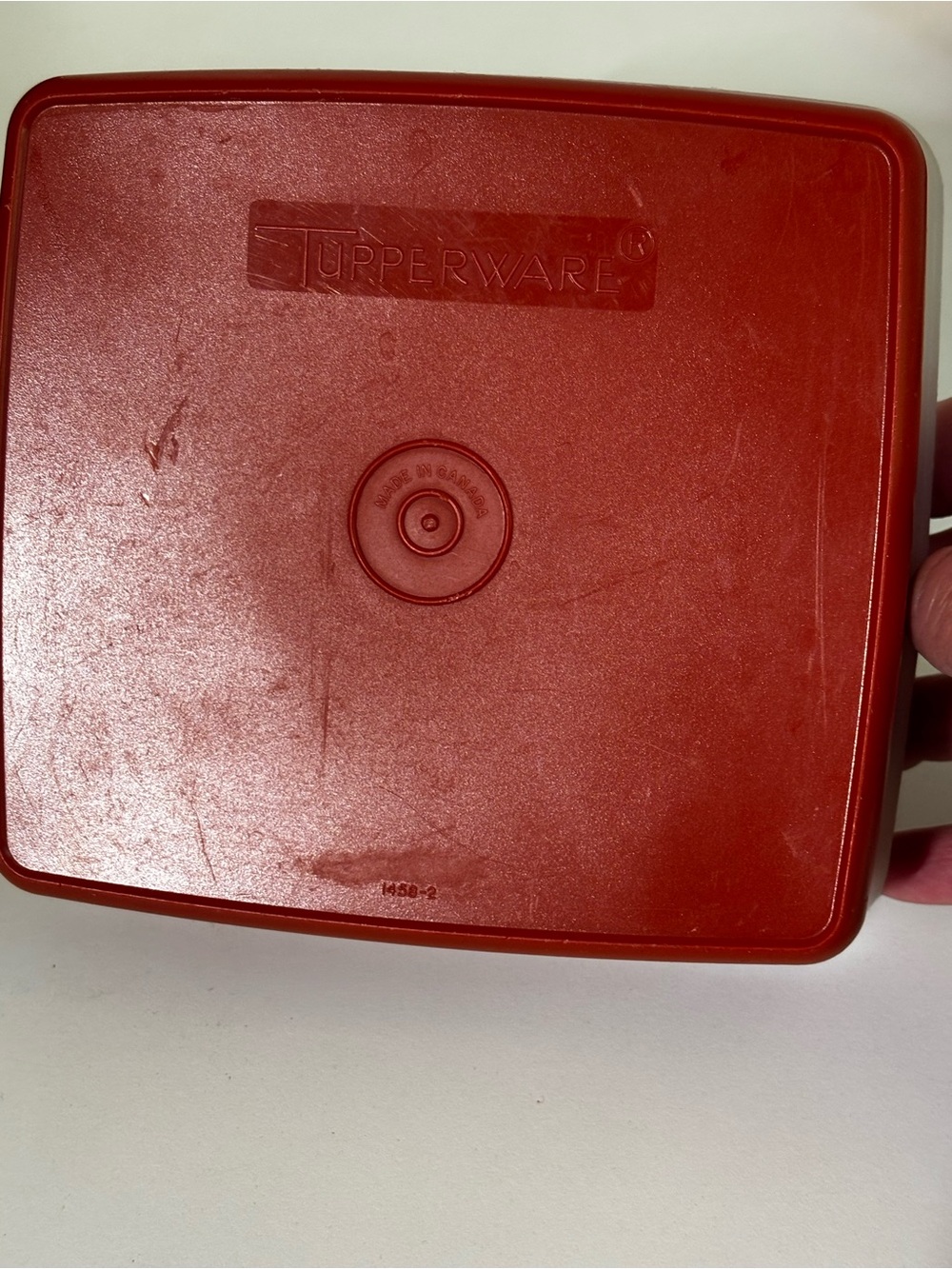 VTG Tupperware Red Square-A-Way Sandwich Keeper Set of 3: Models 670, 1458 - Picture 7 of 14